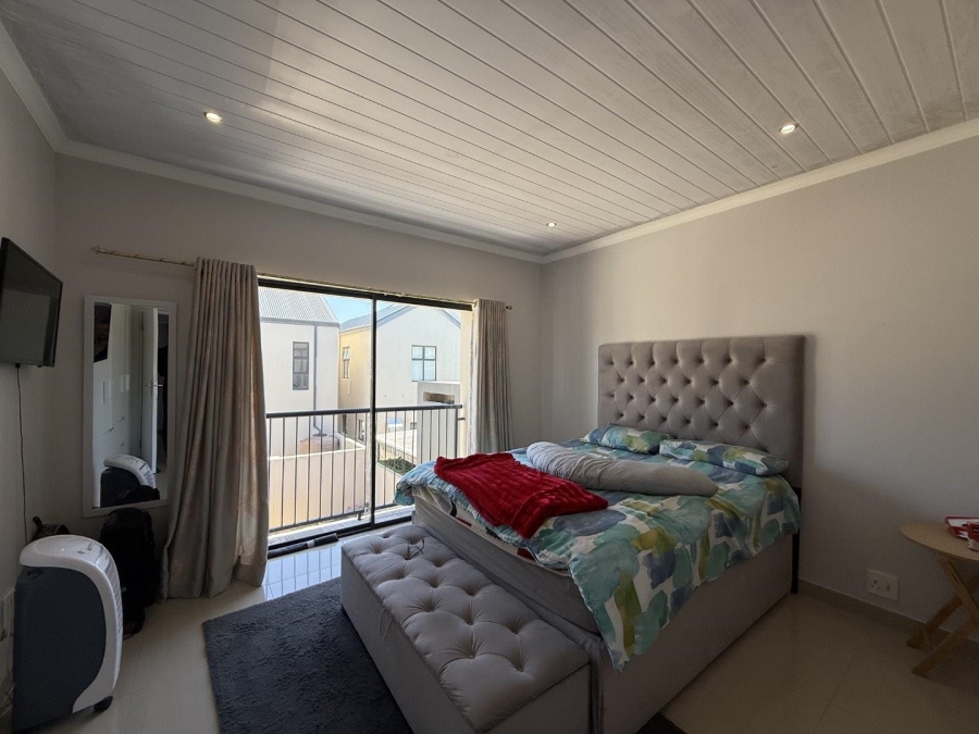 3 Bedroom Property for Sale in Parklands Western Cape